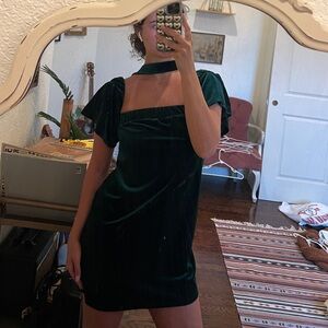Elegant BooHoo Green Velvet Dress